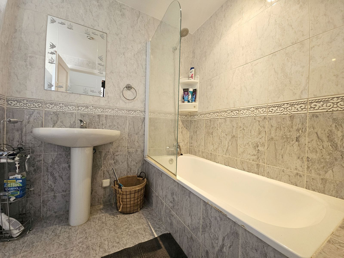 Photo 12 Semi-Detached House Atalaya, Costa del Sol, Málaga – R5048176