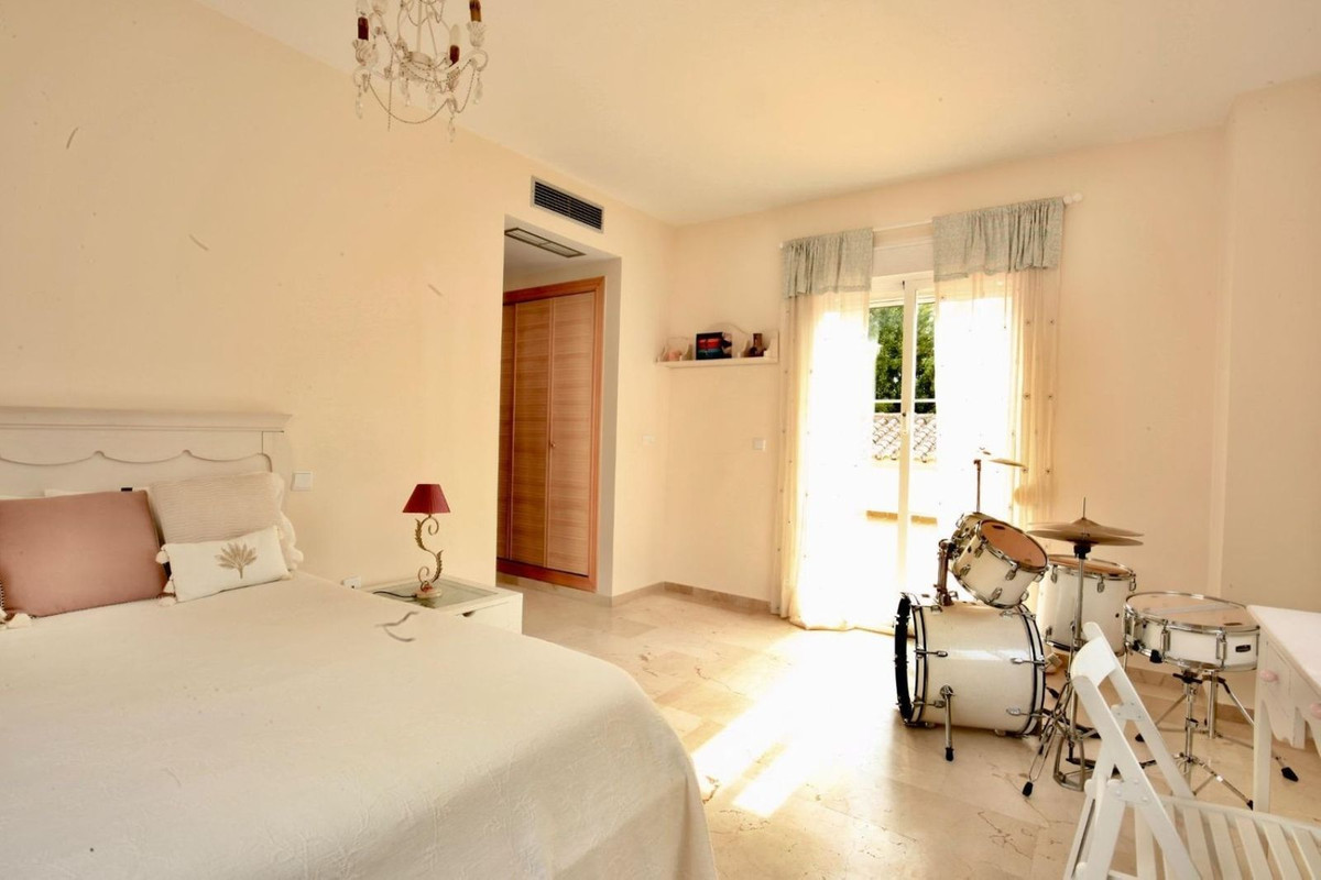 Photo 47 Detached Villa Guadalmina Alta, Costa del Sol, Málaga – R5061856