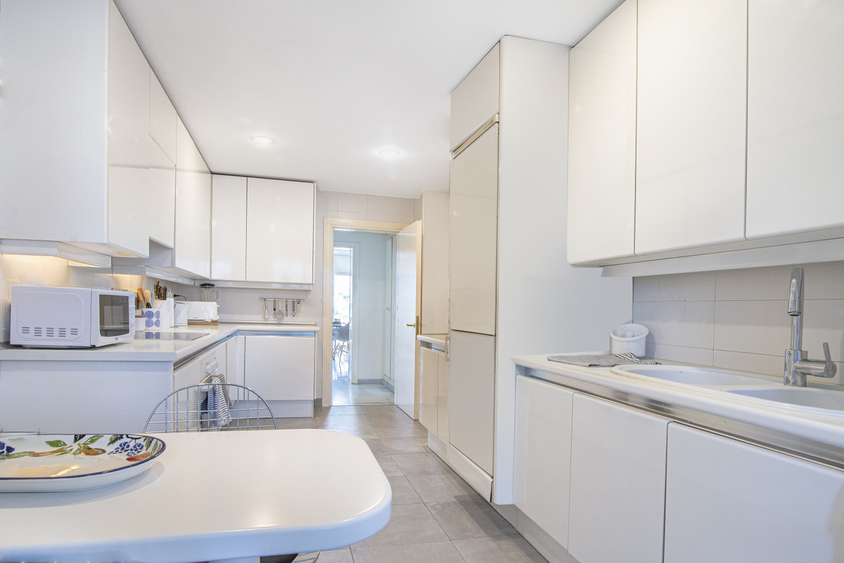 Photo 12 Penthouse Puerto Banús, Costa del Sol, Málaga – R3700997