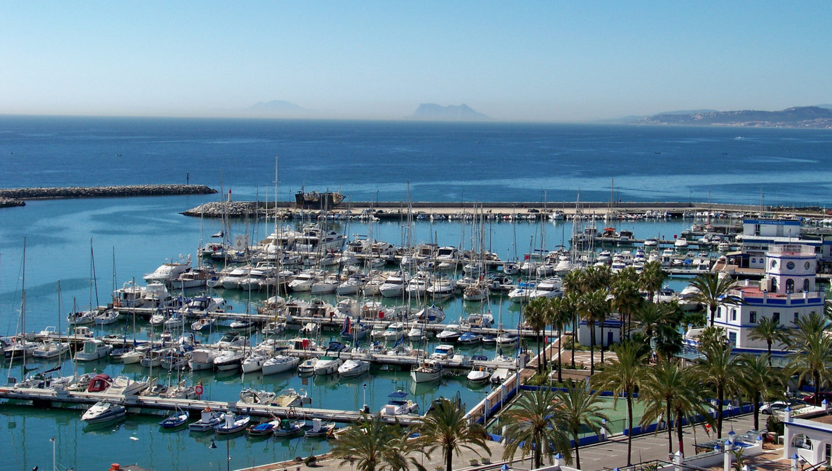 Photo 26 Middle Floor Apartment Estepona, Costa del Sol, Málaga – R5056135