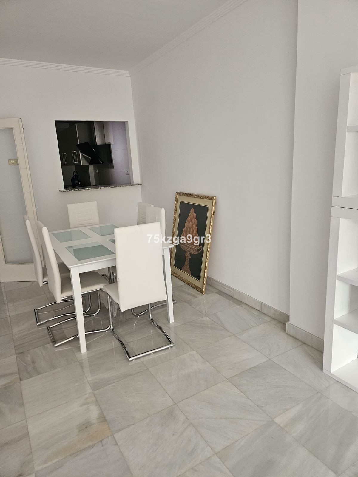 Photo 8 Middle Floor Apartment Estepona, Costa del Sol, Málaga – R4909312