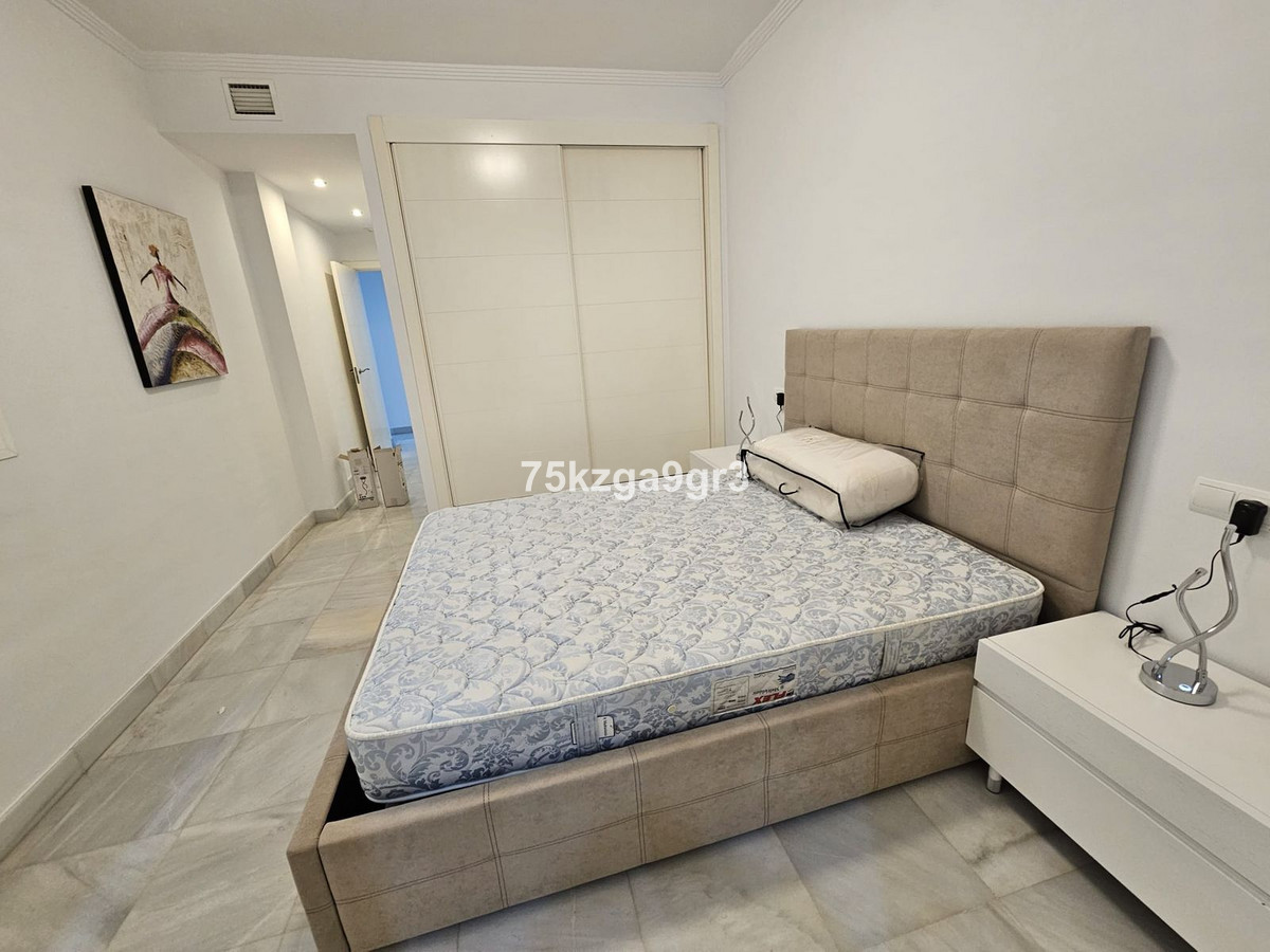 Photo 9 Middle Floor Apartment Estepona, Costa del Sol, Málaga – R4909312