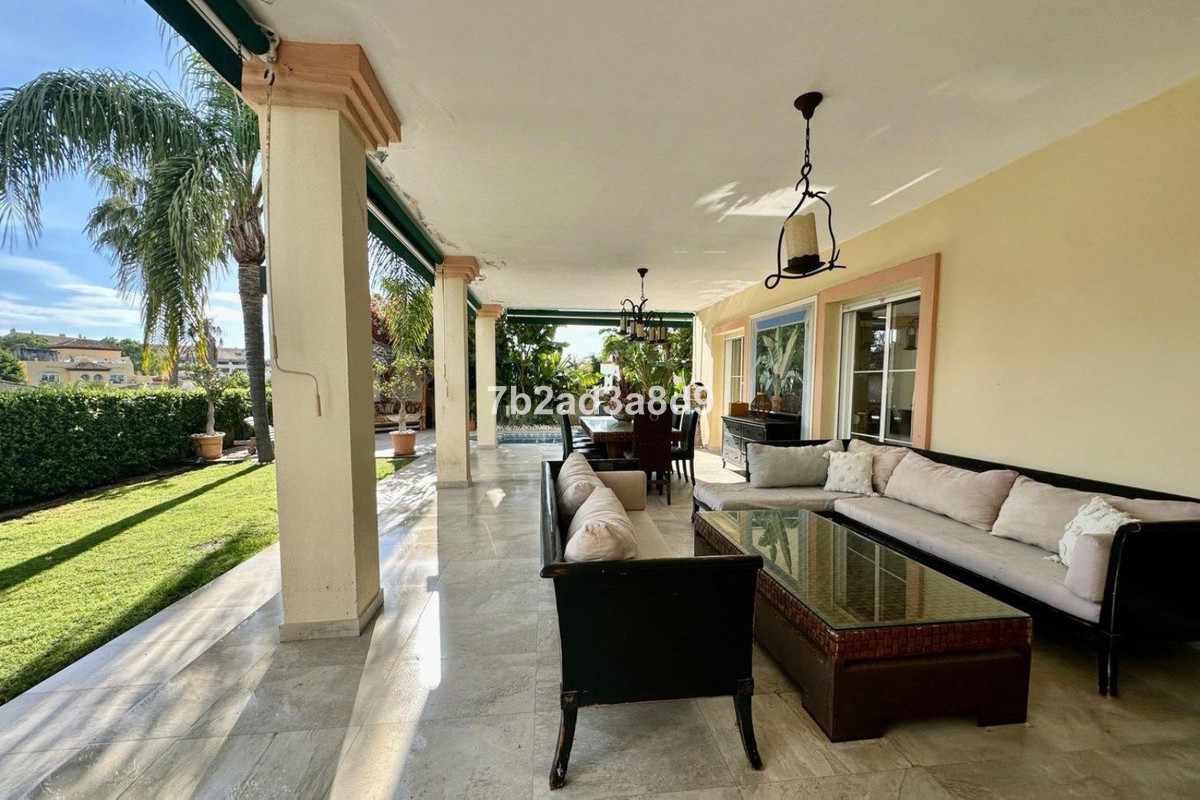 Photo 16 Detached Villa Guadalmina Alta, Costa del Sol, Málaga – R5063947
