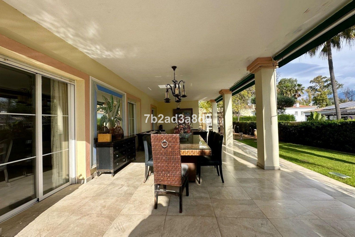 Photo 18 Detached Villa Guadalmina Alta, Costa del Sol, Málaga – R5063947