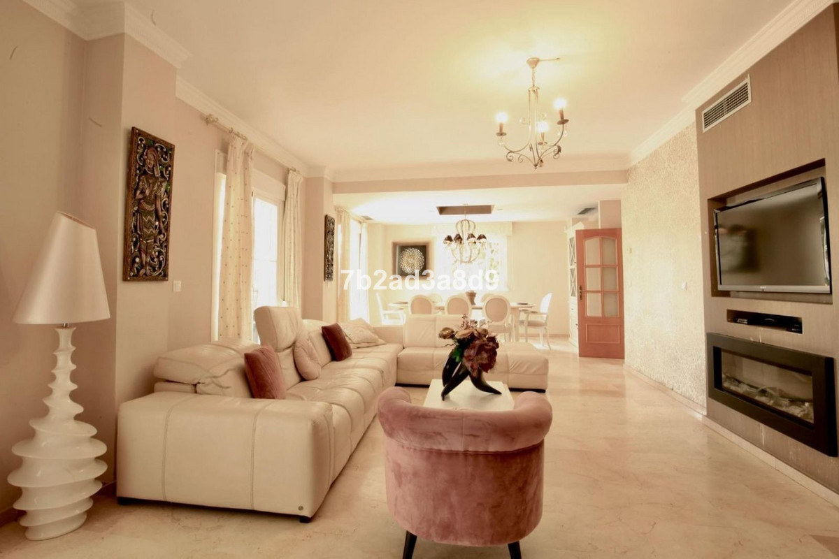 Photo 6 Detached Villa Guadalmina Alta, Costa del Sol, Málaga – R5063947