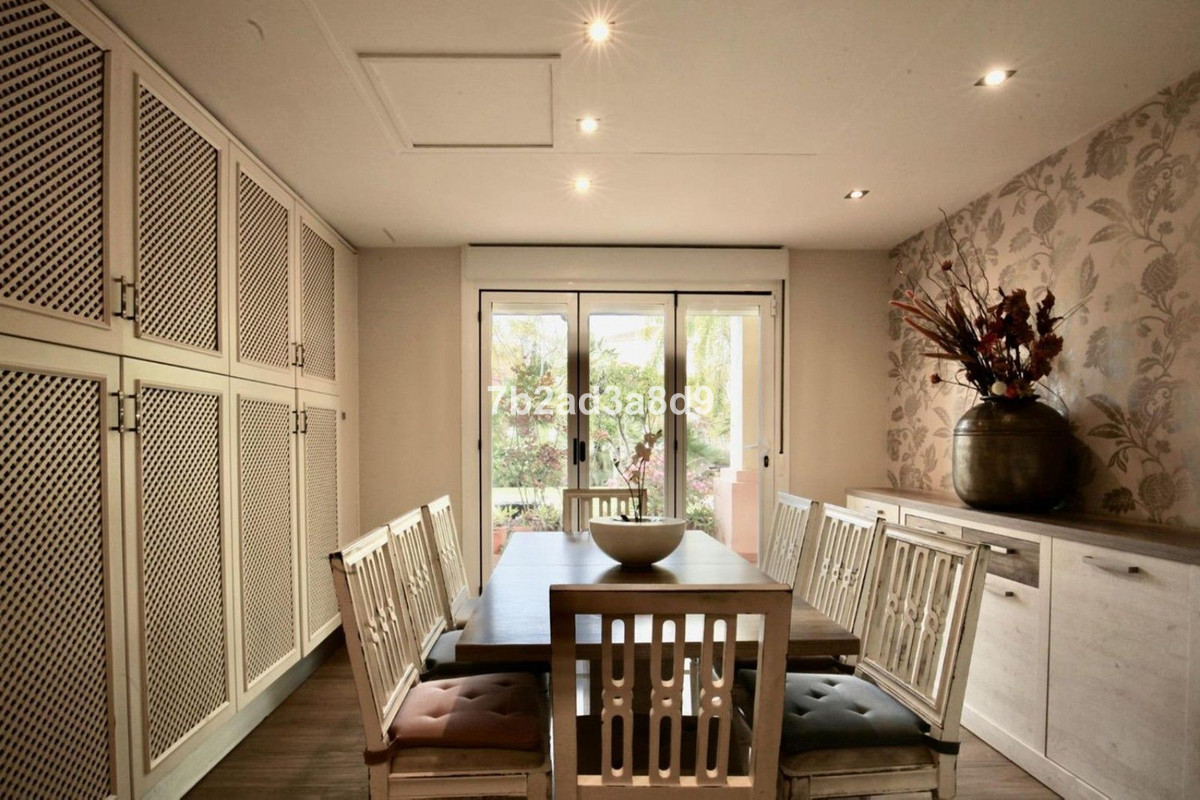 Photo 9 Detached Villa Guadalmina Alta, Costa del Sol, Málaga – R5063947