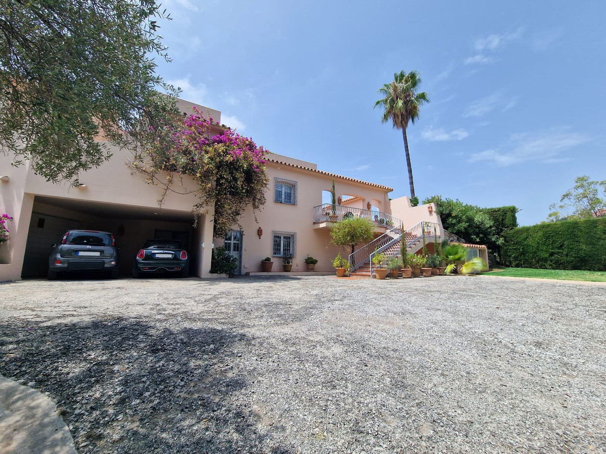 Photo 6 Detached Villa Benahavís, Costa del Sol, Málaga – R4378351
