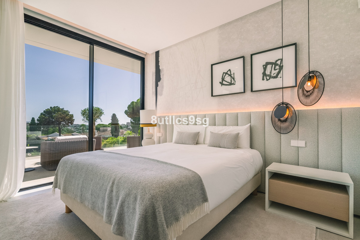 Photo 24 Detached Villa Nueva Andalucía, Costa del Sol, Málaga – R4922260