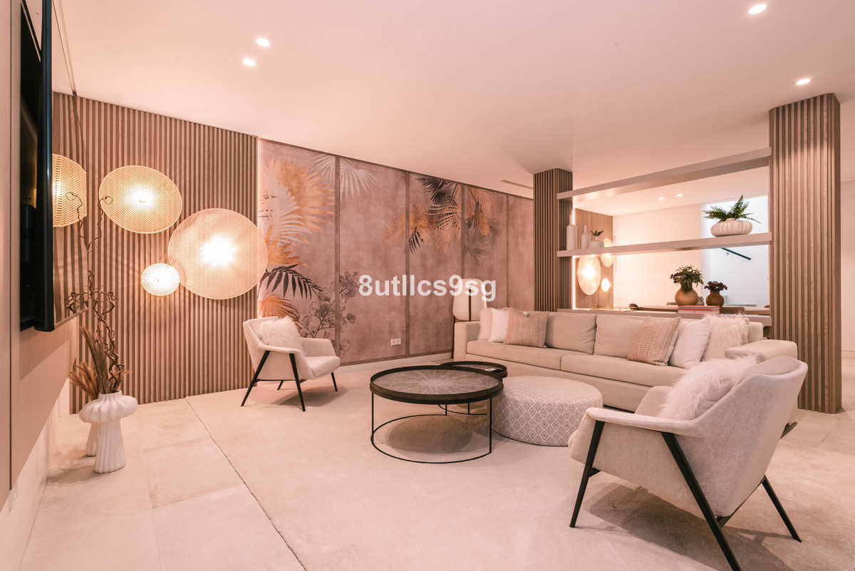 Photo 34 Detached Villa Nueva Andalucía, Costa del Sol, Málaga – R4922260