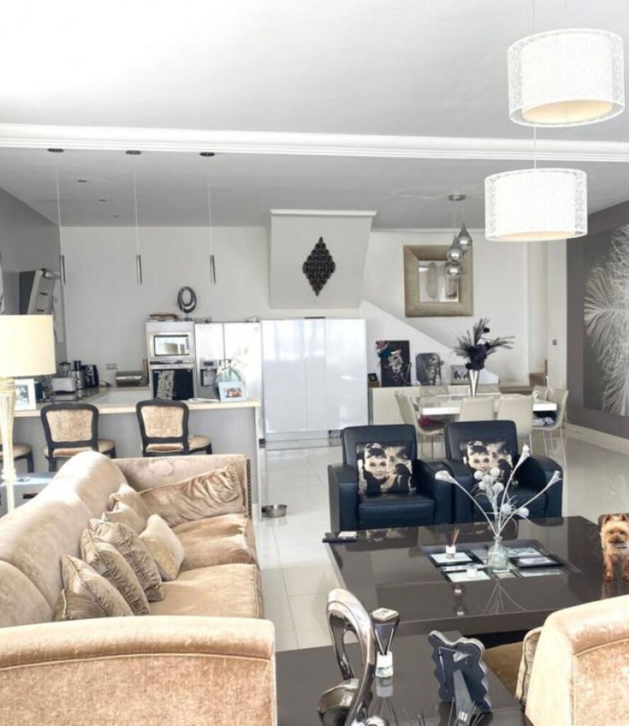 Photo 15 Detached Villa Nueva Andalucía, Costa del Sol, Málaga – R5063872