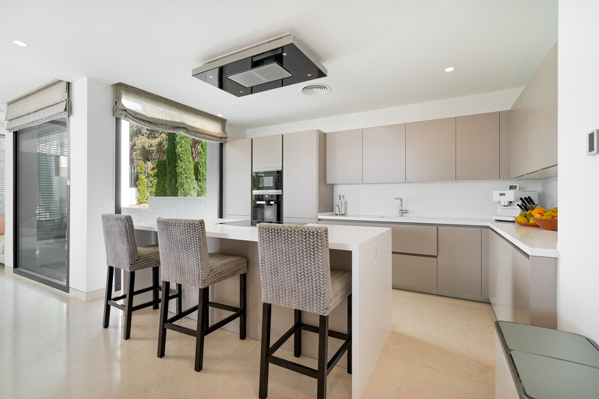 Photo 13 Detached Villa Benahavís, Costa del Sol, Málaga – R4882597