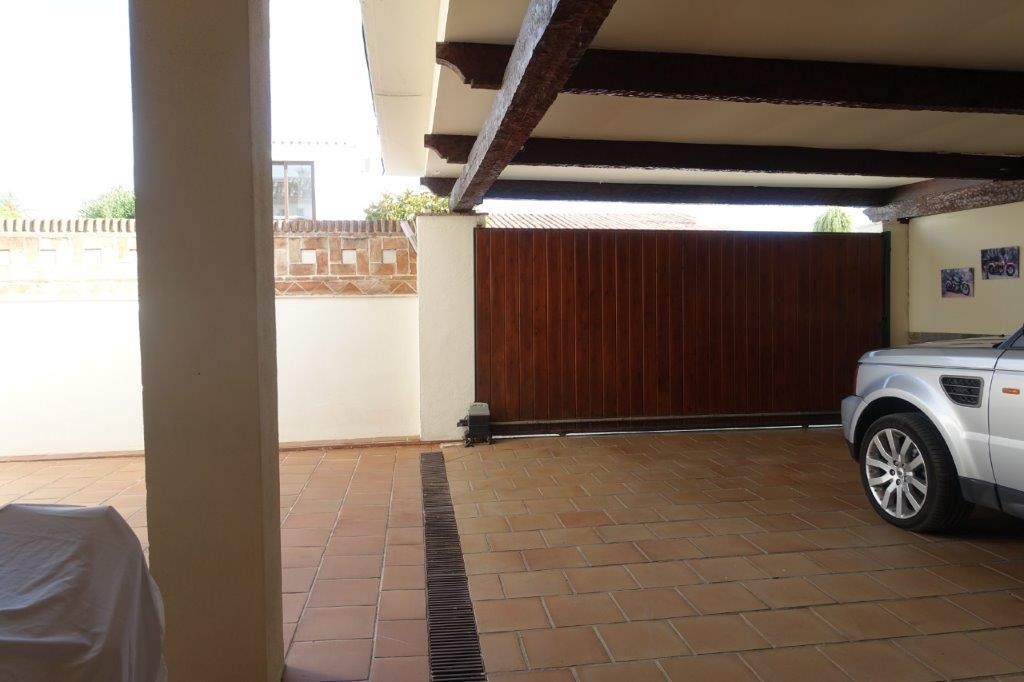 Photo 35 Detached Villa San Pedro de Alcántara, Costa del Sol, Málaga – R5004796