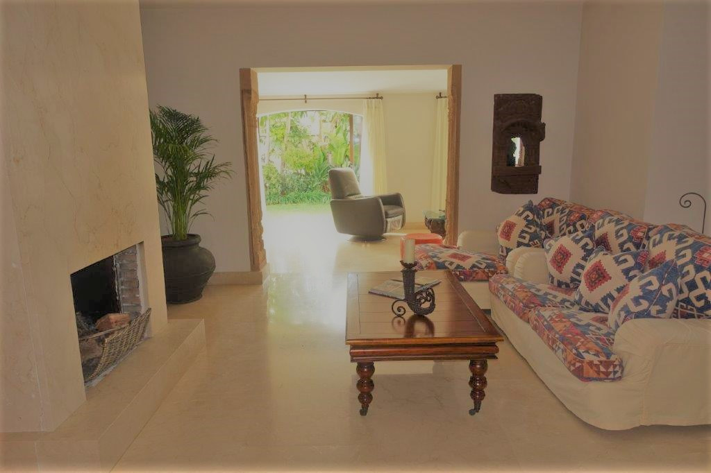 Photo 5 Detached Villa San Pedro de Alcántara, Costa del Sol, Málaga – R5004796