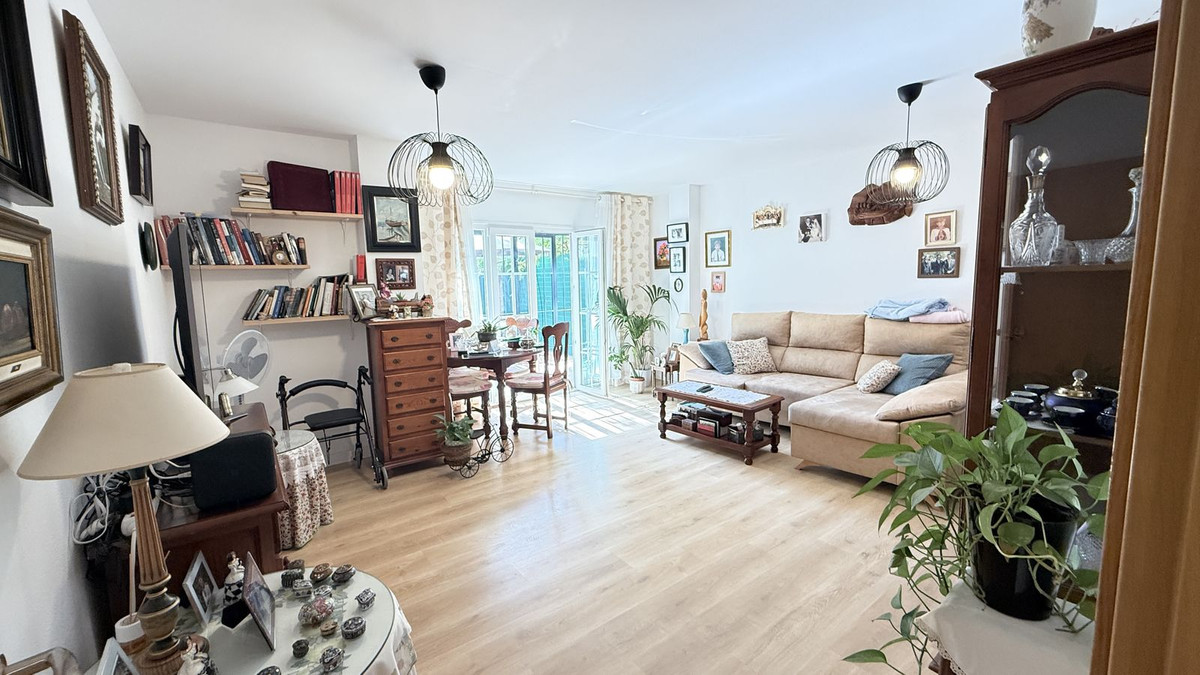 Photo 5 Ground Floor Apartment Estepona, Costa del Sol, Málaga – R5062540