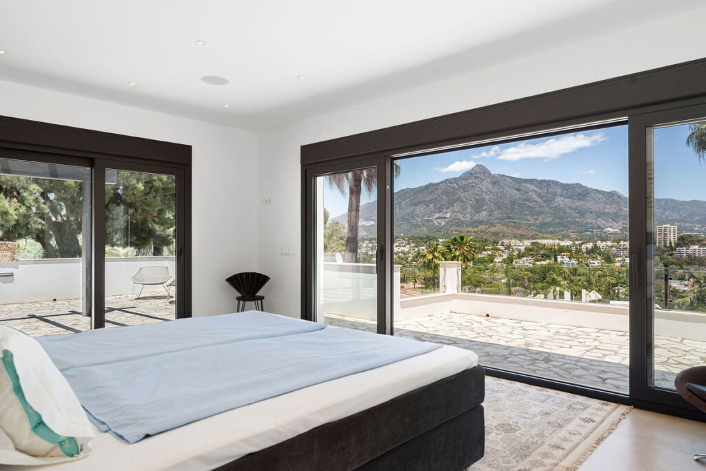 Photo 19 Detached Villa Nueva Andalucía, Costa del Sol, Málaga – R5058385