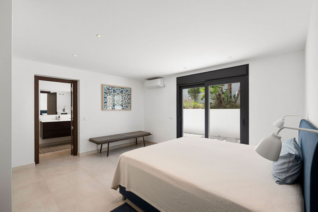 Photo 21 Detached Villa Nueva Andalucía, Costa del Sol, Málaga – R5058385
