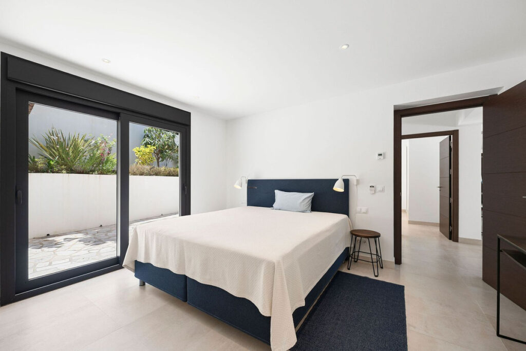 Photo 25 Detached Villa Nueva Andalucía, Costa del Sol, Málaga – R5058385