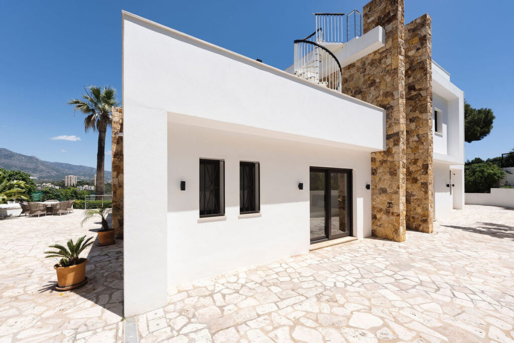 Photo 35 Detached Villa Nueva Andalucía, Costa del Sol, Málaga – R5058385