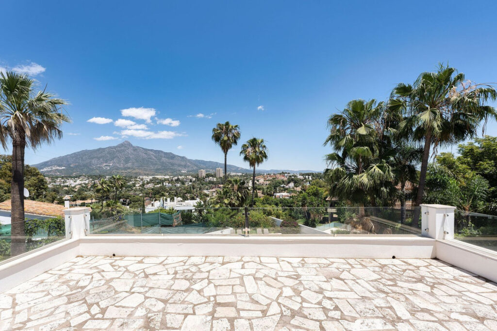 Photo 38 Detached Villa Nueva Andalucía, Costa del Sol, Málaga – R5058385