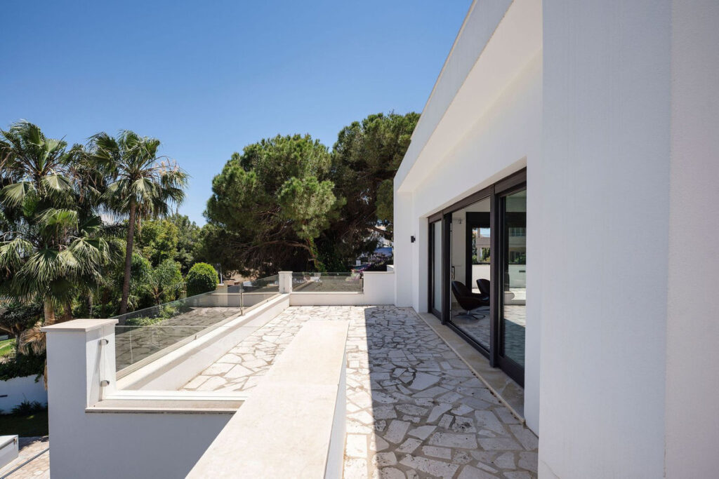 Photo 39 Detached Villa Nueva Andalucía, Costa del Sol, Málaga – R5058385
