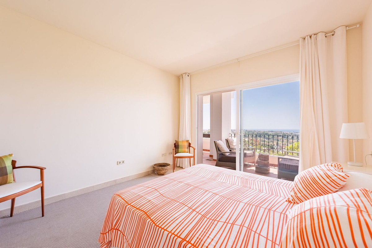 Photo 15 Middle Floor Apartment Atalaya, Costa del Sol, Málaga – R5077474