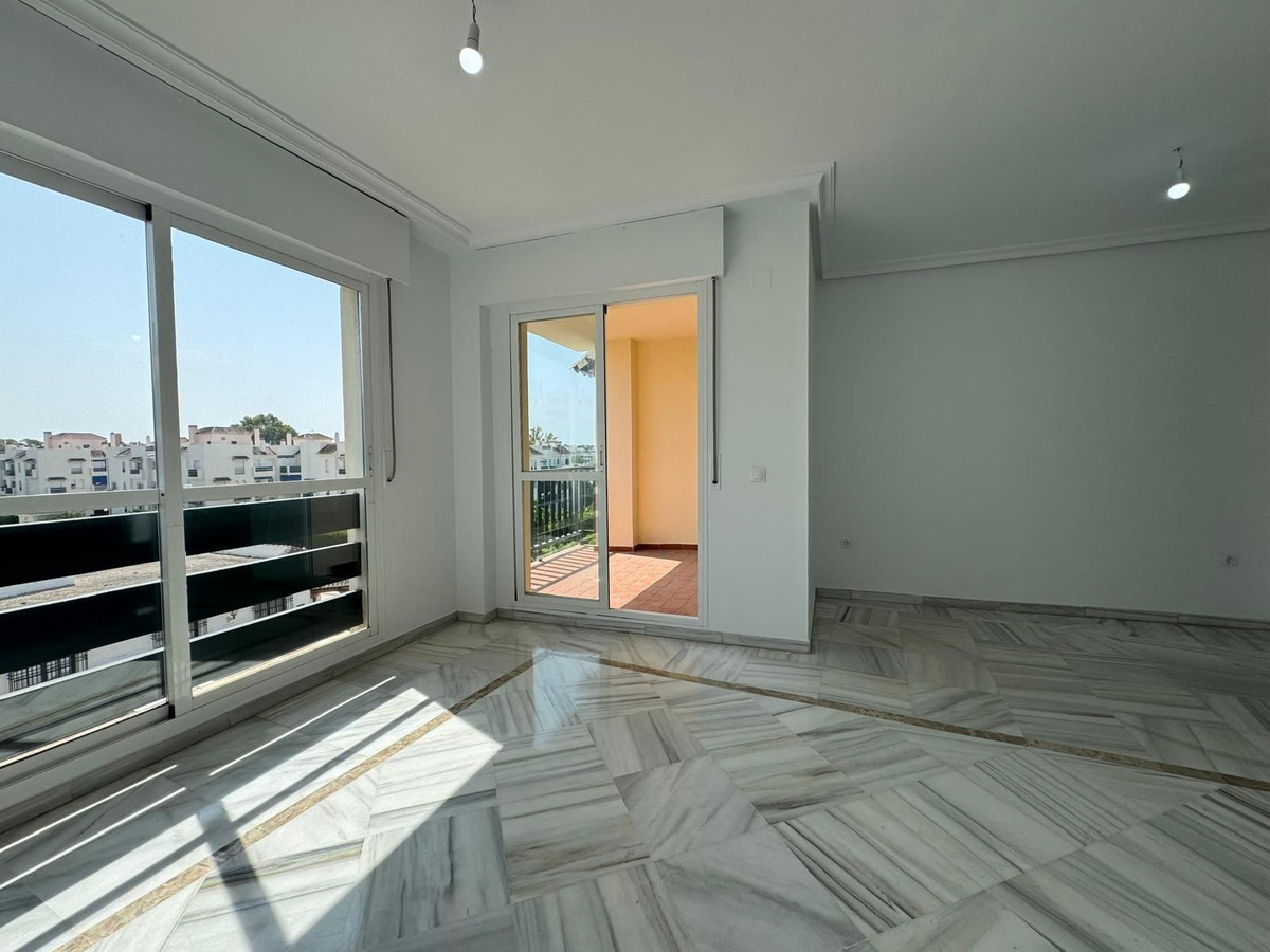Photo 3 Penthouse Nueva Andalucía, Costa del Sol, Málaga – R5069635