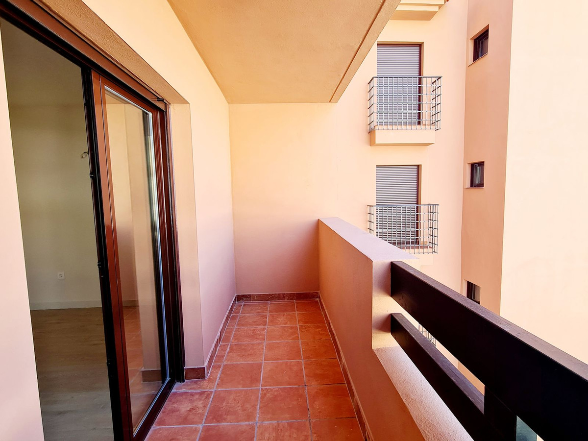 Photo 11 Middle Floor Apartment Benalmadena, Costa del Sol, Málaga – R5079031