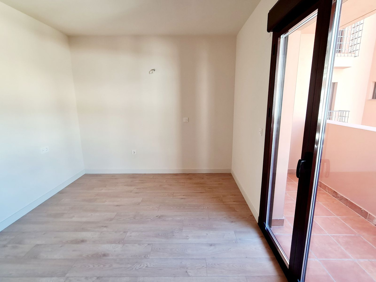 Photo 14 Middle Floor Apartment Benalmadena, Costa del Sol, Málaga – R5079031