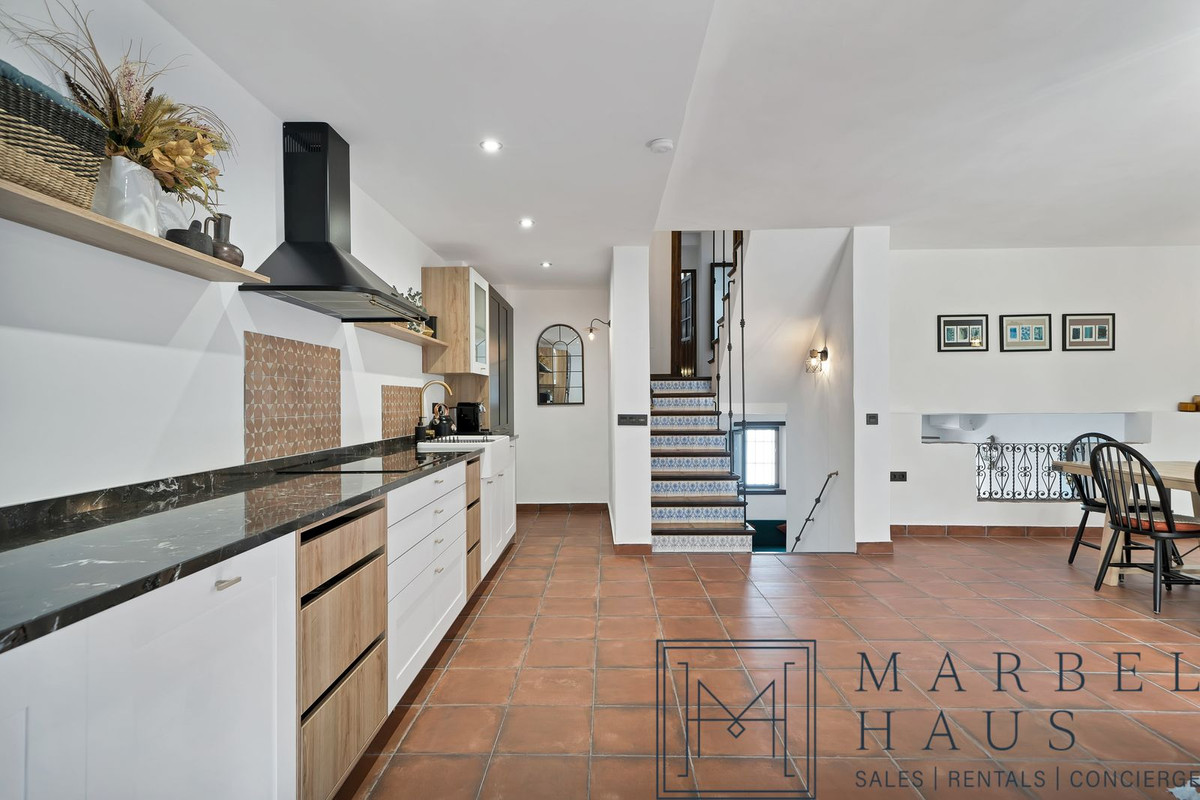 Photo 4 Townhouse Benahavís, Costa del Sol, Málaga – R5074747