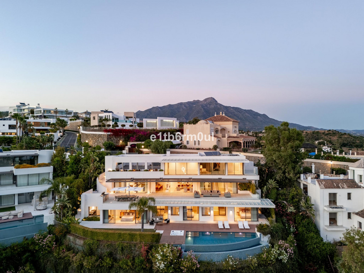 Photo 29 Detached Villa La Quinta, Costa del Sol, Málaga – R5061943