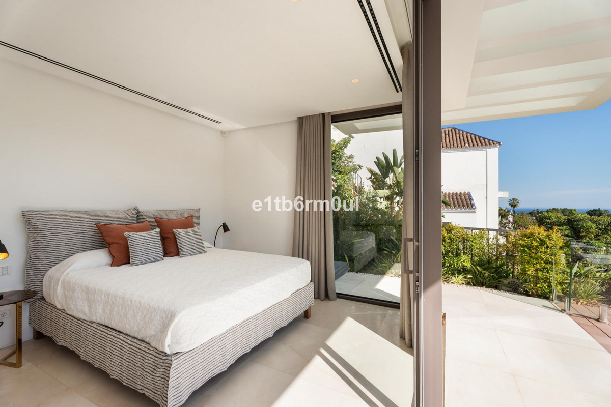 Photo 44 Detached Villa La Quinta, Costa del Sol, Málaga – R5061943
