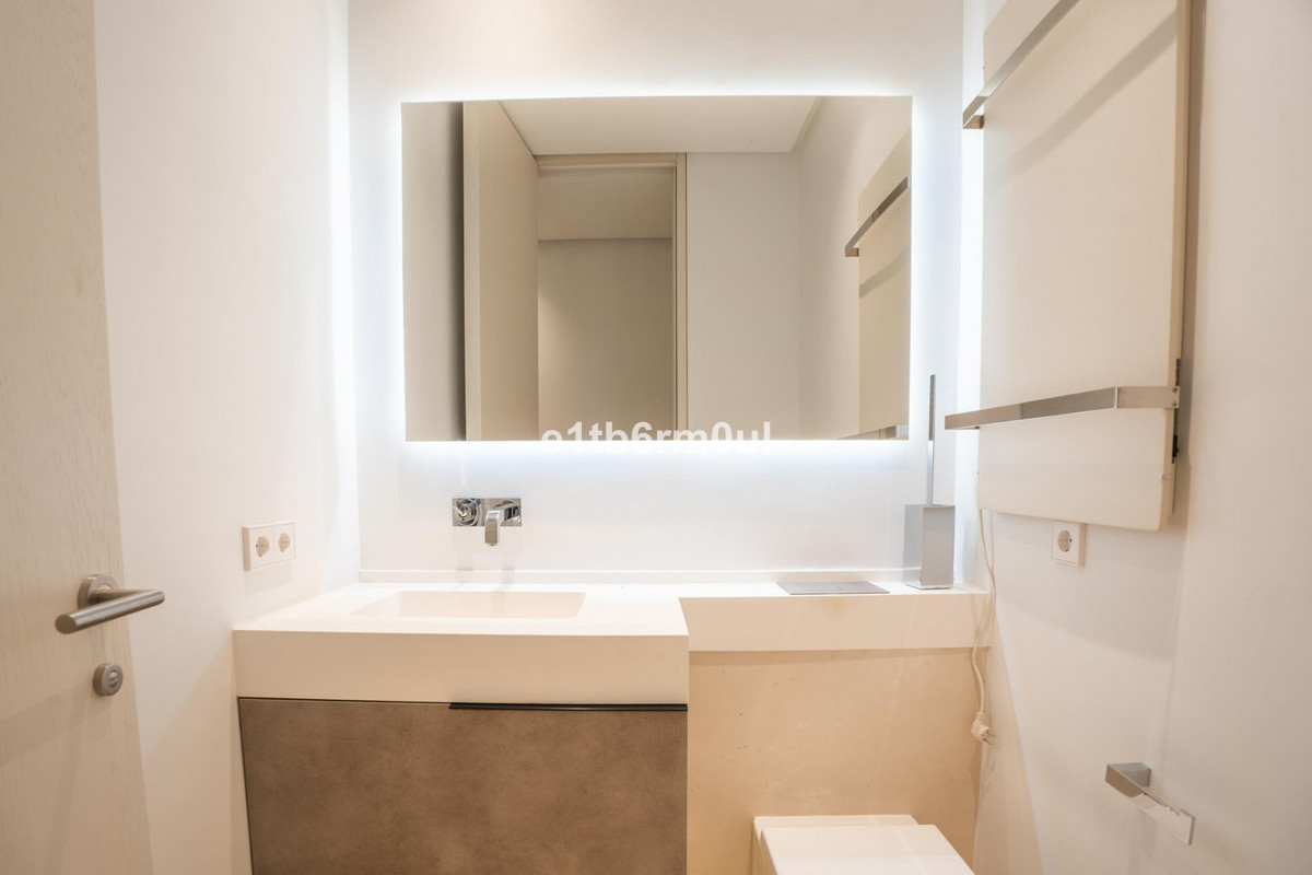 Photo 51 Detached Villa La Quinta, Costa del Sol, Málaga – R5061943