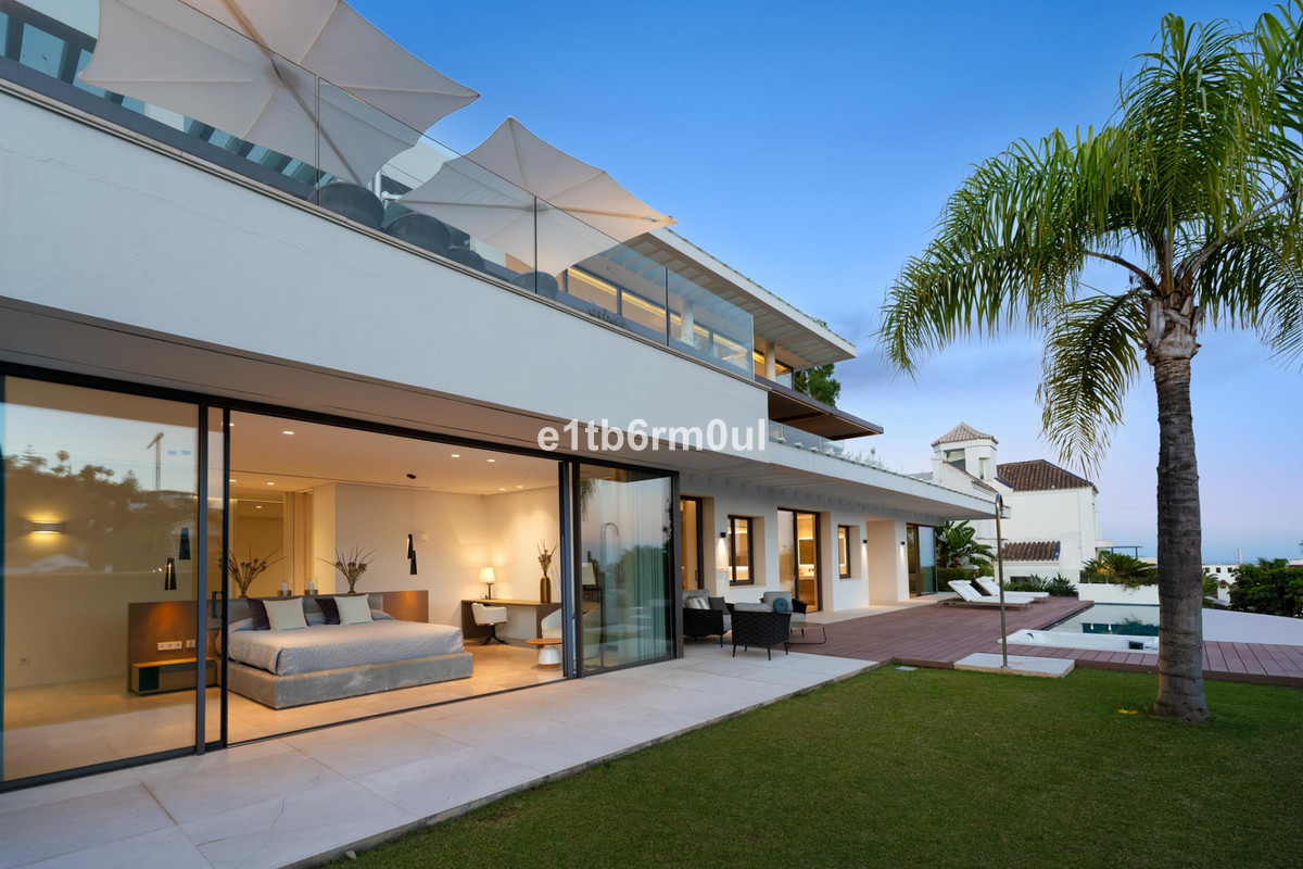Photo 9 Detached Villa La Quinta, Costa del Sol, Málaga – R5061943
