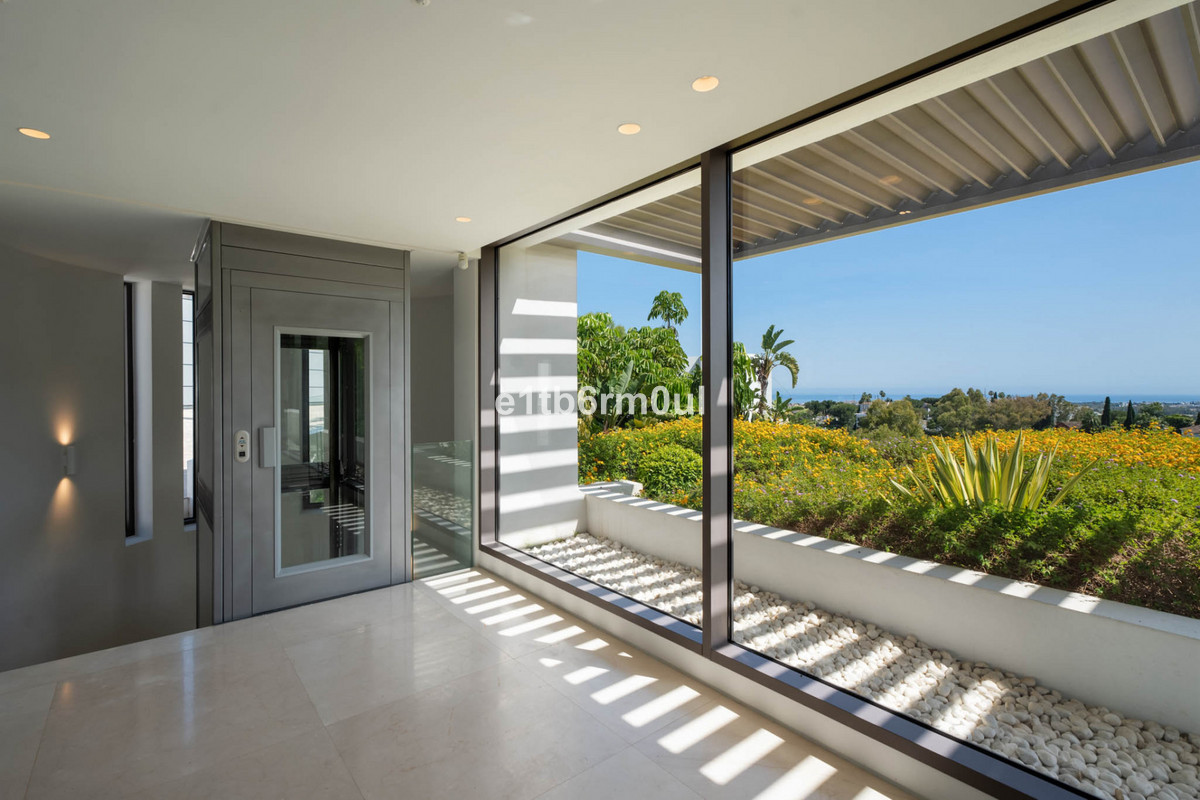 Photo 16 Detached Villa La Quinta, Costa del Sol, Málaga – R5062792