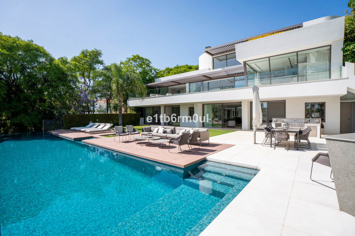 Photo 24 Detached Villa La Quinta, Costa del Sol, Málaga – R5062792