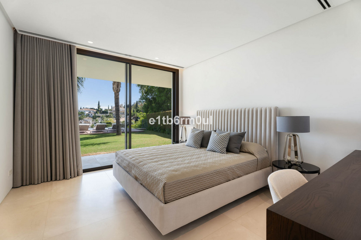 Photo 38 Detached Villa La Quinta, Costa del Sol, Málaga – R5062792
