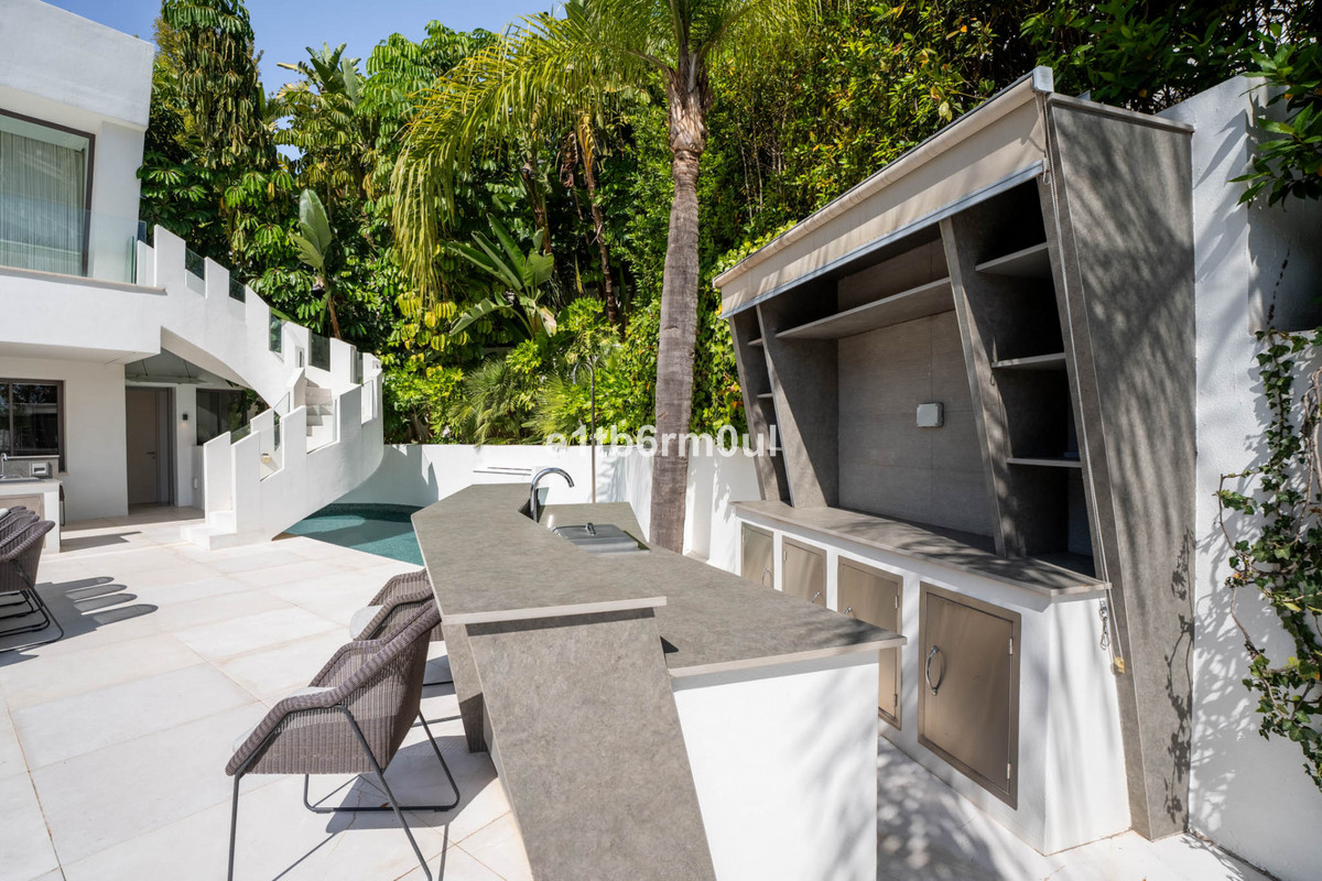 Photo 49 Detached Villa La Quinta, Costa del Sol, Málaga – R5062792