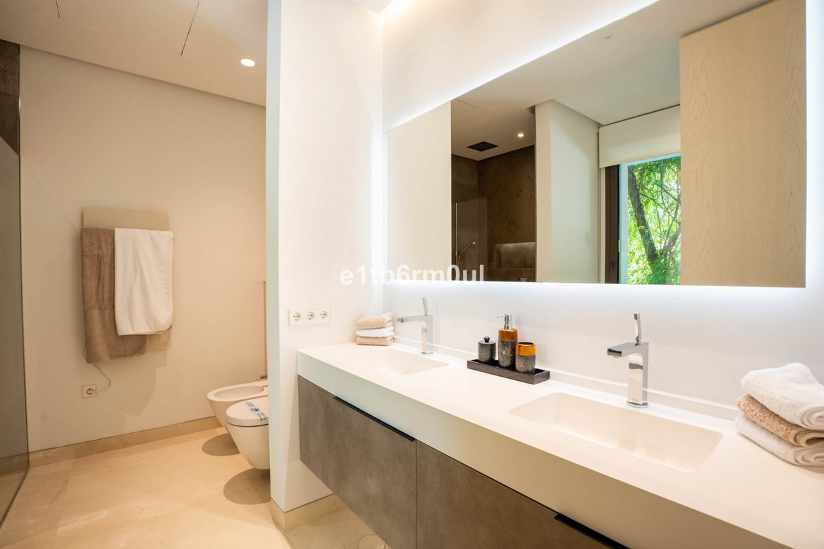 Photo 52 Detached Villa La Quinta, Costa del Sol, Málaga – R5062792