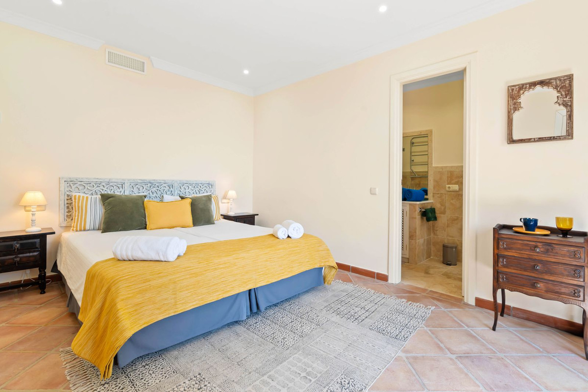 Photo 18 Detached Villa Benahavís, Costa del Sol, Málaga – R4829236
