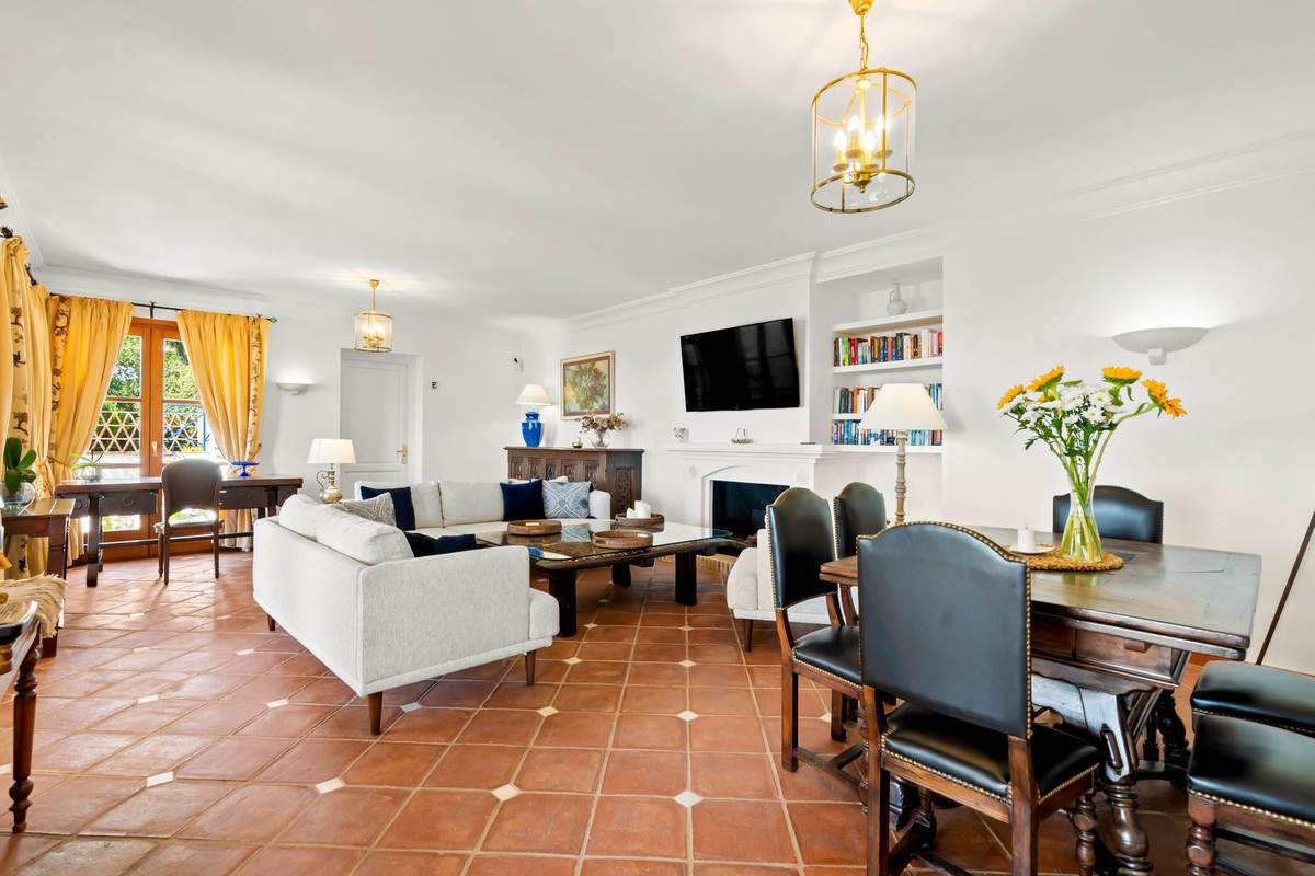 Photo 5 Detached Villa Benahavís, Costa del Sol, Málaga – R4829236