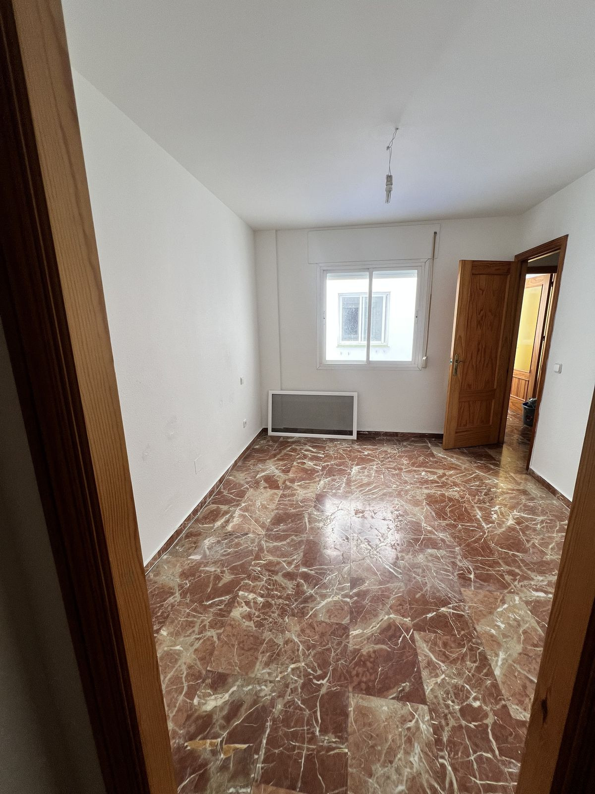 Photo 4 Middle Floor Apartment San Pedro de Alcántara, Costa del Sol, Málaga – R5058640