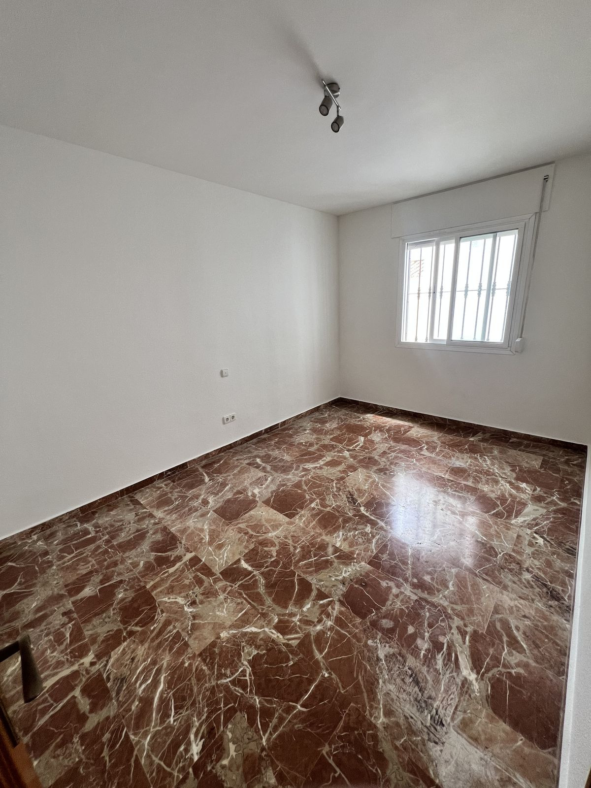 Photo 8 Middle Floor Apartment San Pedro de Alcántara, Costa del Sol, Málaga – R5058640