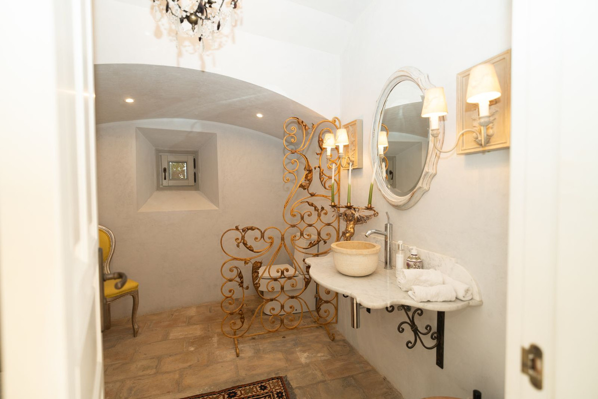 Photo 19 Detached Villa El Madroñal, Costa del Sol, Málaga – R5069785
