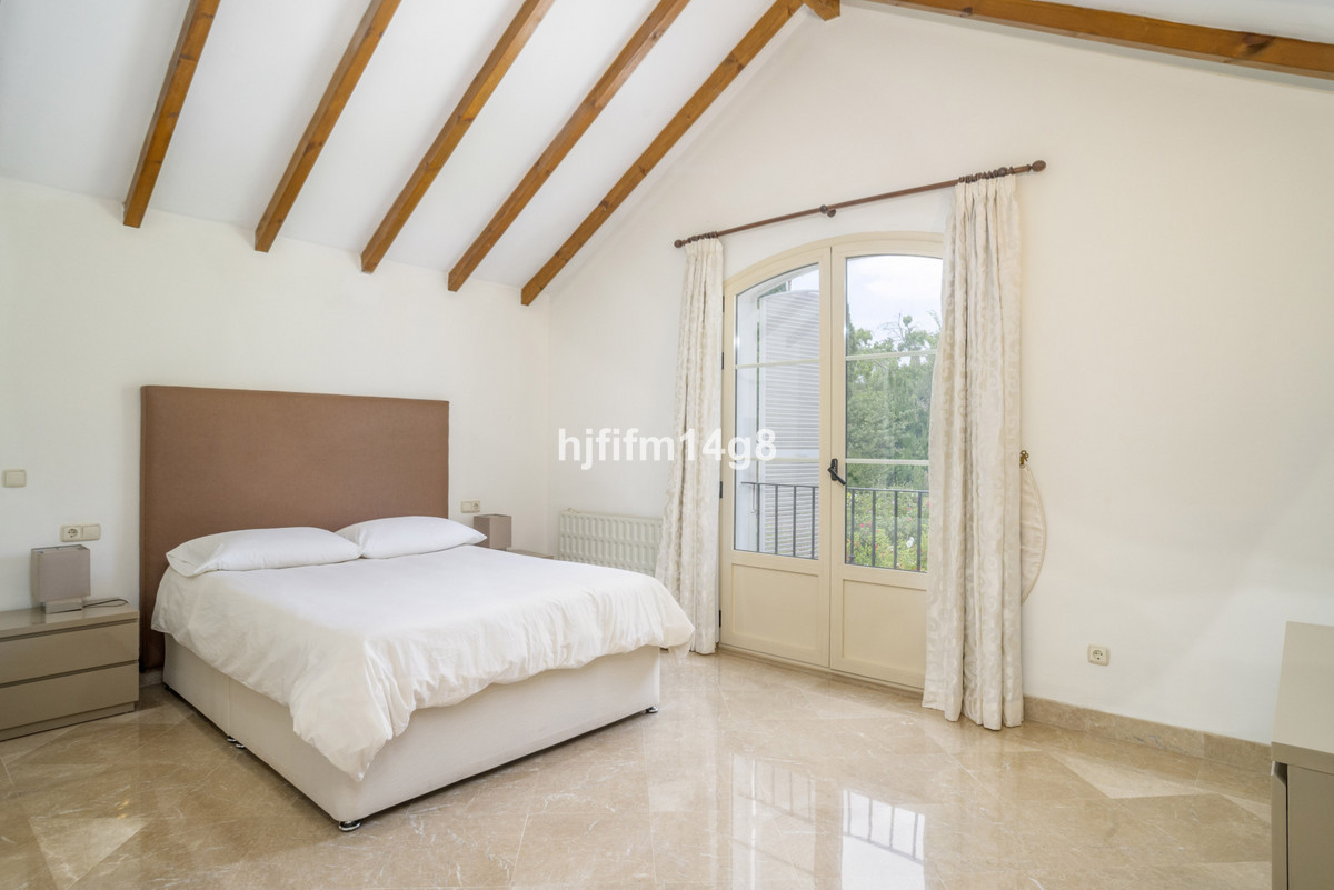 Photo 14 Townhouse Nueva Andalucía, Costa del Sol, Málaga – R5080336