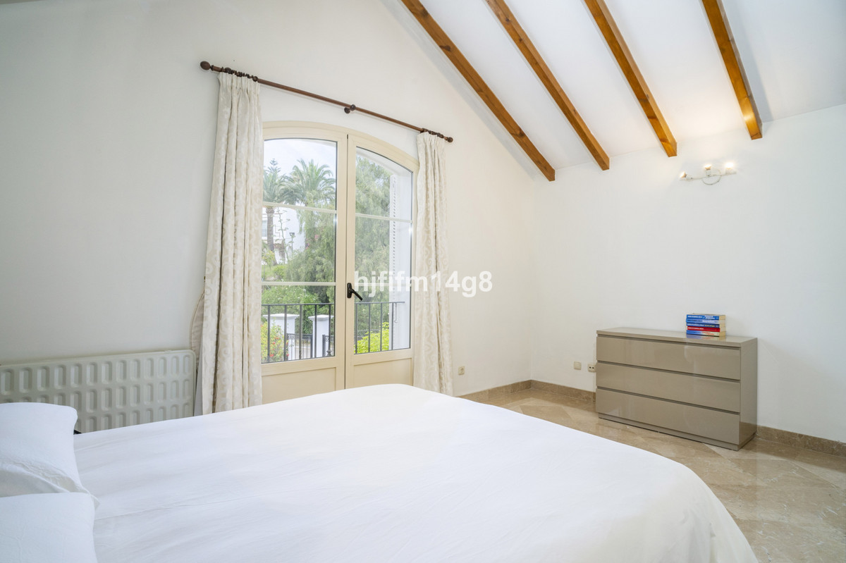 Photo 15 Townhouse Nueva Andalucía, Costa del Sol, Málaga – R5080336