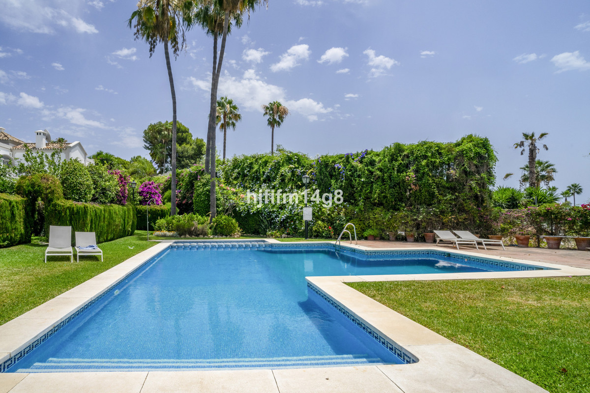 Photo 35 Townhouse Nueva Andalucía, Costa del Sol, Málaga – R5080336