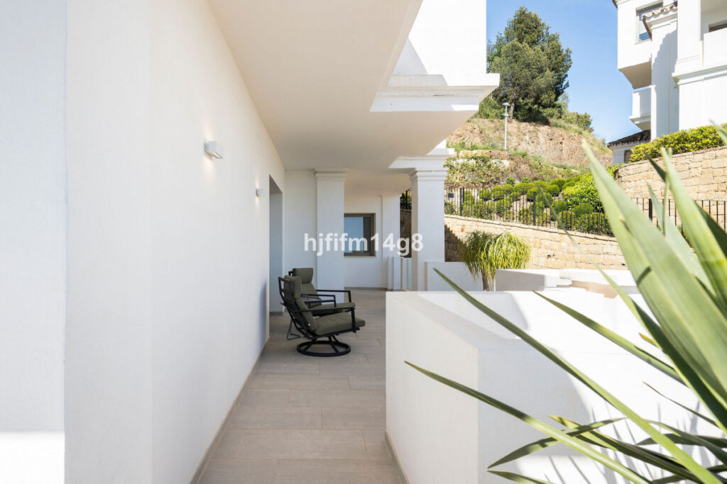 Photo 22 Middle Floor Apartment Nueva Andalucía, Costa del Sol, Málaga – R5061166