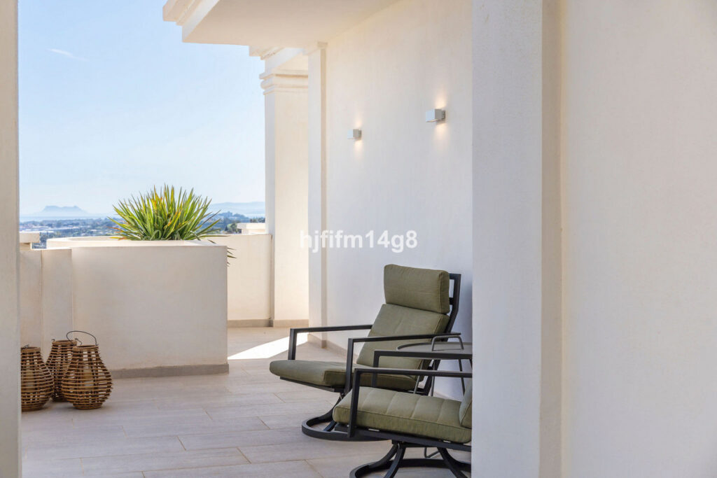 Photo 23 Middle Floor Apartment Nueva Andalucía, Costa del Sol, Málaga – R5061166