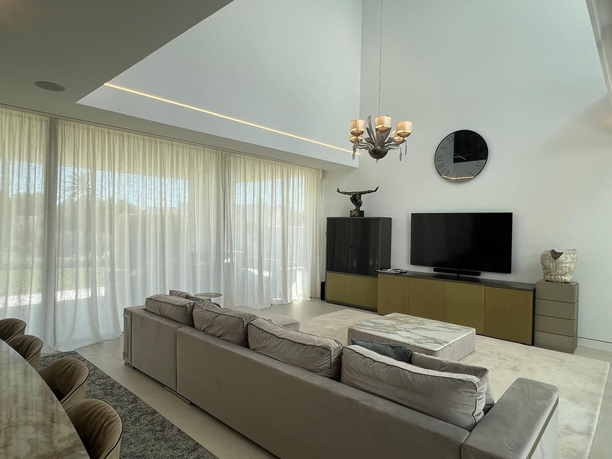 Photo 8 Semi-Detached House Nueva Andalucía, Costa del Sol, Málaga – R4677286