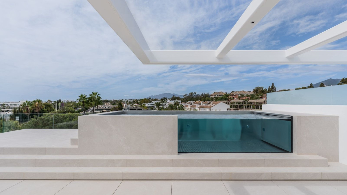 Photo 13 Semi-Detached House Nueva Andalucía, Costa del Sol, Málaga – R4749622